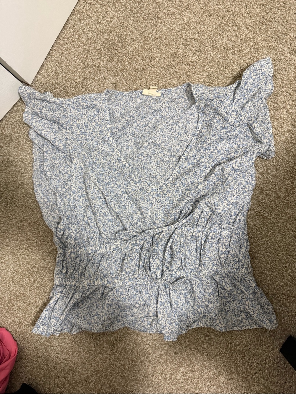 a.n.a Light Blue Floral Ruffle-Sleeve Blouse